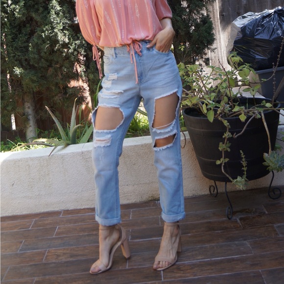 Highways Jeans Denim - Highway Jeans Light Blue Boyfriend Cut Distressed Jeans Size 9